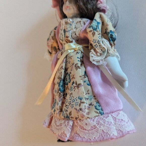 Vintage 1984 Ornament Kurt Adler 6" Porcelain Doll Floral Christmas Tree Holiday - Picture 3 of 5